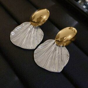 Metal Shell Contrasting Earrings for women